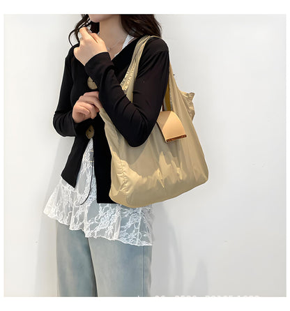 Locus Amoenus Foldable Reusable Shopping Bag Keychain, Portable Eco-Friendly Grocery Tote Bag for Women, Lightweight Travel Shopping Bag (Beige)