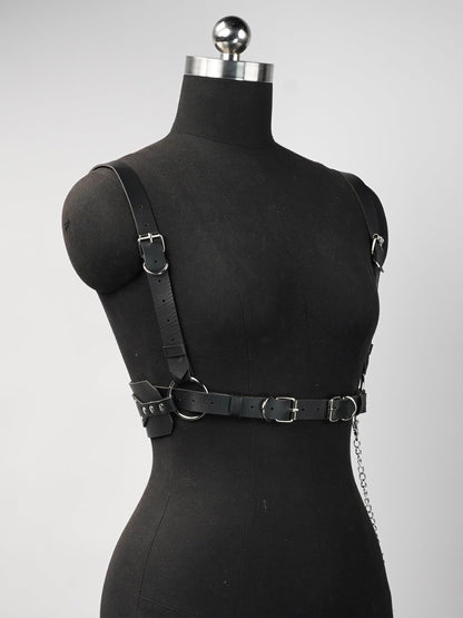 WARANDOD Women Adjustable Leather Harness Belt with Detachable Chain, Faux Leather Body Harness with Alloy Buckles for Gothic Punk Festival Outfit(Waist 26.8-38.2in)