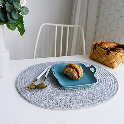 WENFOME 4 Pack Oval Woven Placemats, Gray Cotton Rope Braided Placemats with 4 Pack Round Fabric Coasters, Heat-Resistant Non-Slip Cotton Table Mats Charger Plates for Table Decoration (Gray)