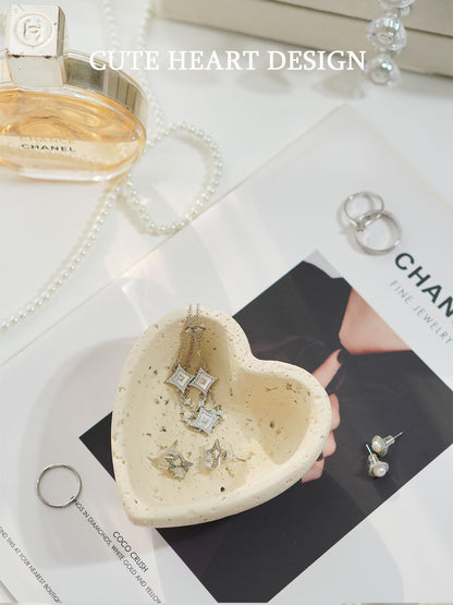 DINLiAN S Concrete Ring Holder Dish,Jewelry Dish Tray,Decorative Trinket Dish Vanity Tray,Cute Heart Jewelry Organizer for Woman Room Table Decor (beige heart)