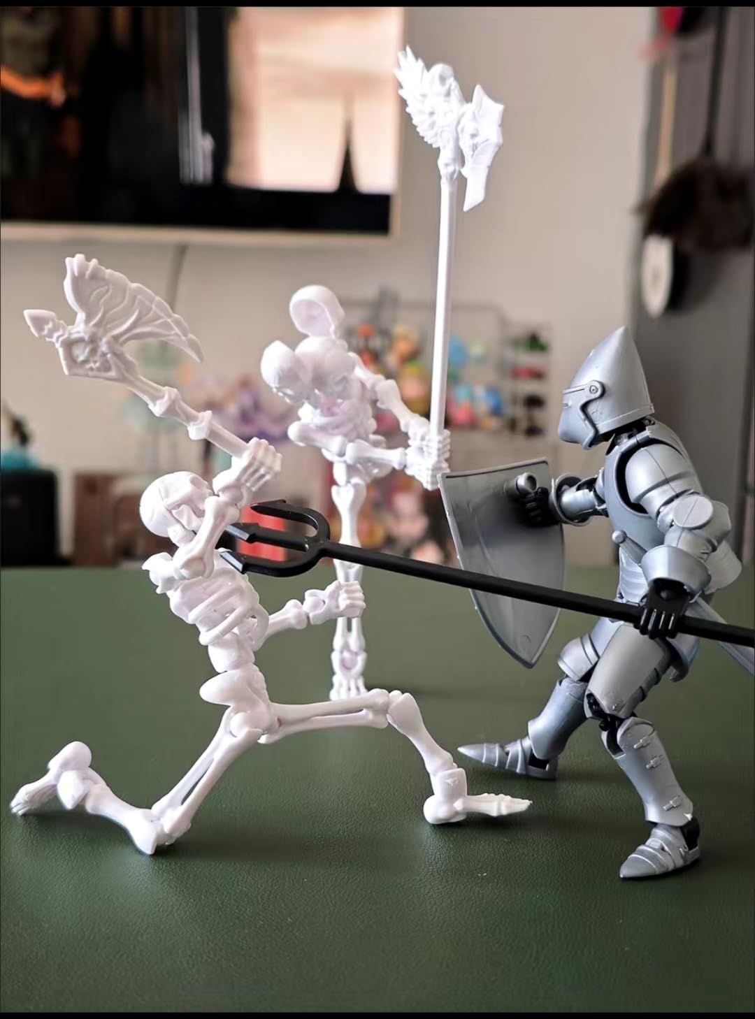 T13 Skeleton Action Figure, Movable Articulated Human Skeleton, 5.12-in Action Figure Wearing Multiple Sets of Weapons, Can Be Painted, Suitable for Collectors As Desktop Decorations (3pcs)