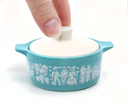 Twinkltoast Ceramic Trinket Box with Lid – Butterprint Vintage-Inspired Mini Casserole Jewelry Box, Pink Keepsake Box