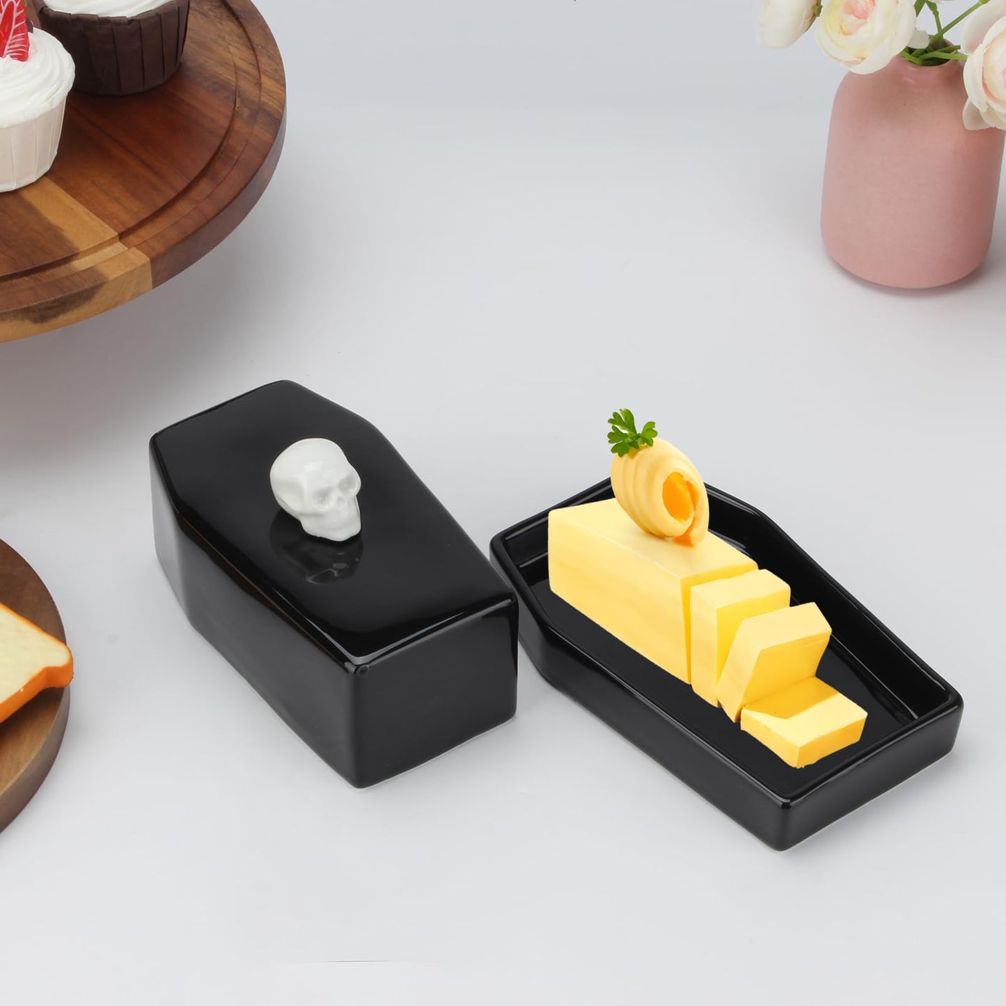 Kcgani 1 Pcs Ceramic Butter Dish with Lid Set, Black Gothic Skull Shape Butter Container Holds for Countertop, Ceramic Gothic Kitchen Utensils Butter Keeper for Table Decor Festivities Party Supplies