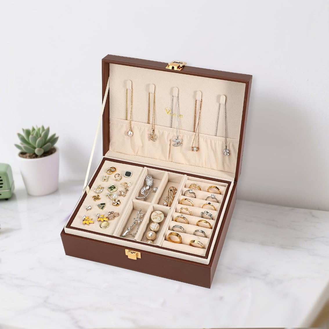 Voova Jewelry Box Organizer for Women Girls, 2 Layer Large Men Jewelry Storage Case, PU Leather Display Jewellery Holder with Removable Tray for Necklace Earrings Rings Bracelets, Caramel Brown