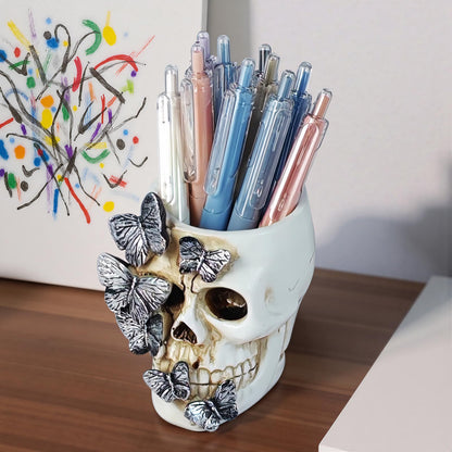 DAECHAO Skull Pen Holder Desk Organizer, Halloween Decor Skull Pencil Cup for Office Home School, Compact Gothic Desk Accessories Gift for Skull Lovers