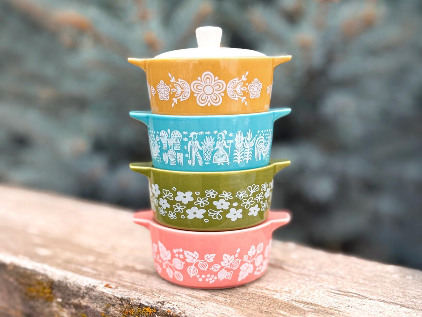 Twinkltoast Ceramic Trinket Box with Lid – Butterprint Vintage-Inspired Mini Casserole Jewelry Box, Pink Keepsake Box