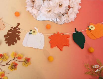Felt Pumpkin and Leaves Garland – Fall Harvest Banner for Fireplace Mantel, Thanksgiving Party Decorations, Halloween and Autumn Home Decor