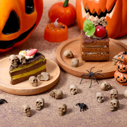 Gemscream 80 Pcs Mini Skull Figurine Miniature Skeleton Head Small Resin Skull Table Decor Halloween Micro Landscape Figure Crafts Halloween Prank Props Party Decor Haunted Dollhouse Accessories
