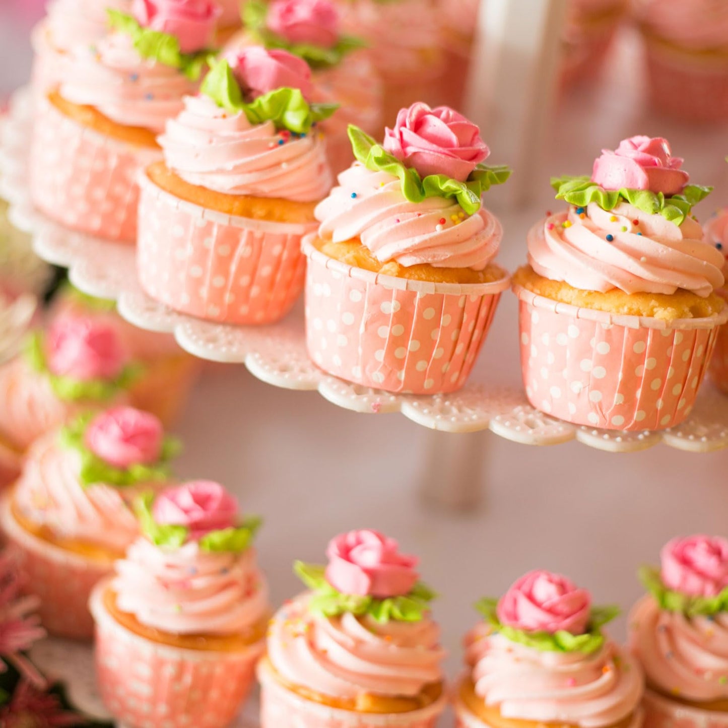uxcell 50 Set Cupcake Liners with Dome Lids, Muffins Liners Wrappers, Disposable Baking Cups for Wedding and Birthday Party Decoration Orange