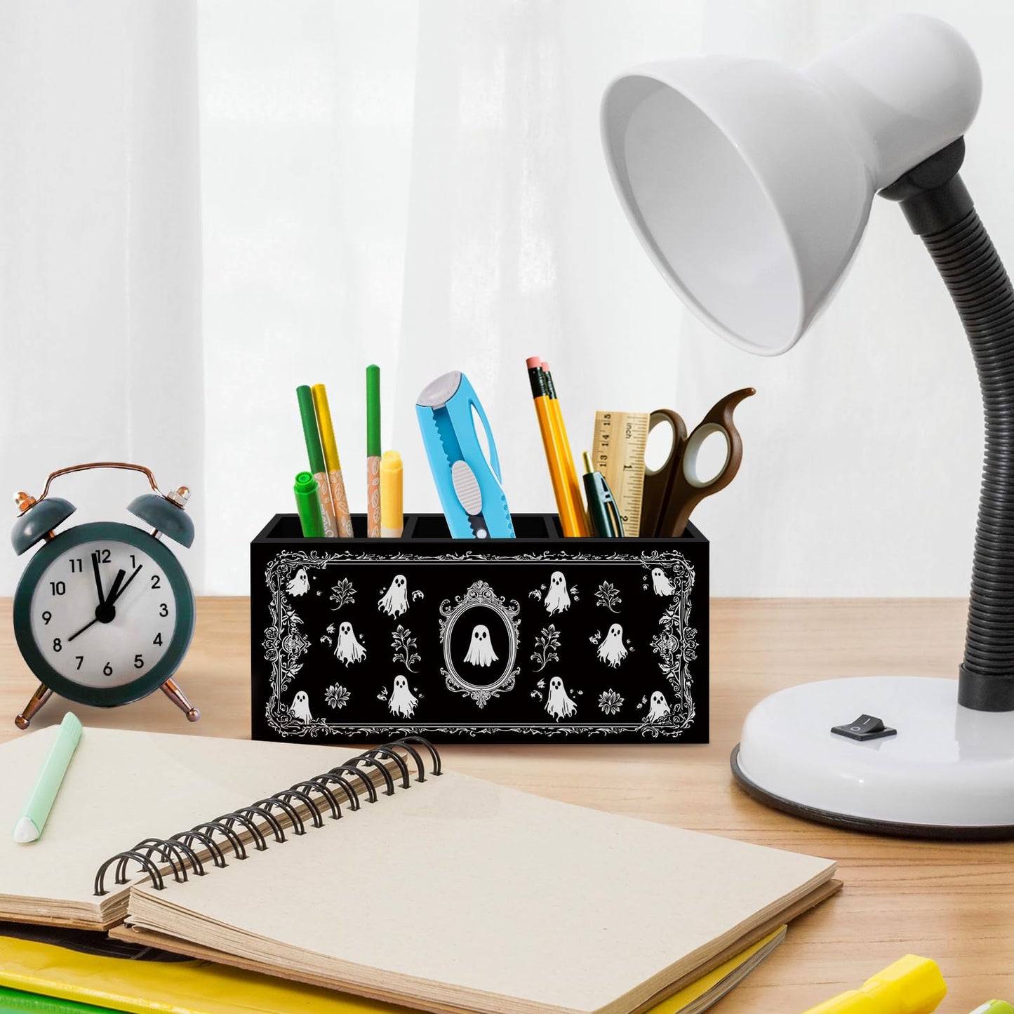nvucamd Cute Ghosts Pen Pencil Holder for Desk, Witchy Gothic Ghost Office Desk Accessories, Halloween Spooky Ghosts Pen Holders Organizer for Home Office Classroom Bathroom