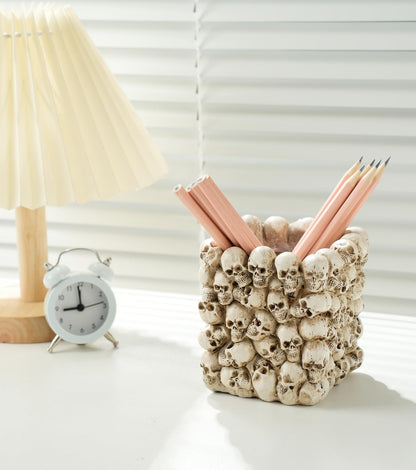 RZOIKZOI Skull Pen Holder,Makeup Brush Holder,for Vanity, Desk, Office Organizer, Trick Or Treat Decor，Halloween Candy Bowl，Spooky Goth Decorations (Skull, Square)