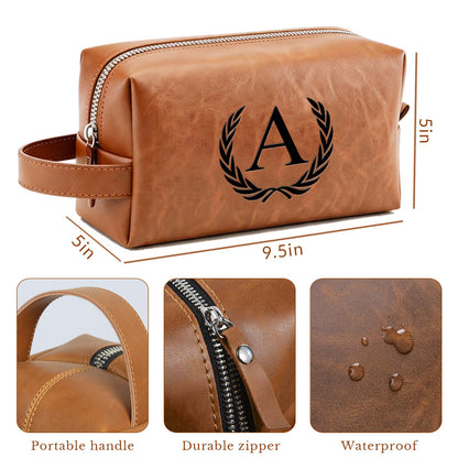 XUMGCUTM Personalized Leather Toiletry Travel Bag for Men Custom Christmas Birthday Gifts for Men Groomsmen Dad Husband Boyfriend Engraved Initial Waterproof Shaving Bags(B, Light Brown)