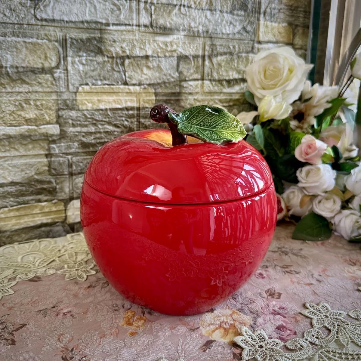 PEHOST Ceramic Apple Shaped Food Storage Container with Lid, Red