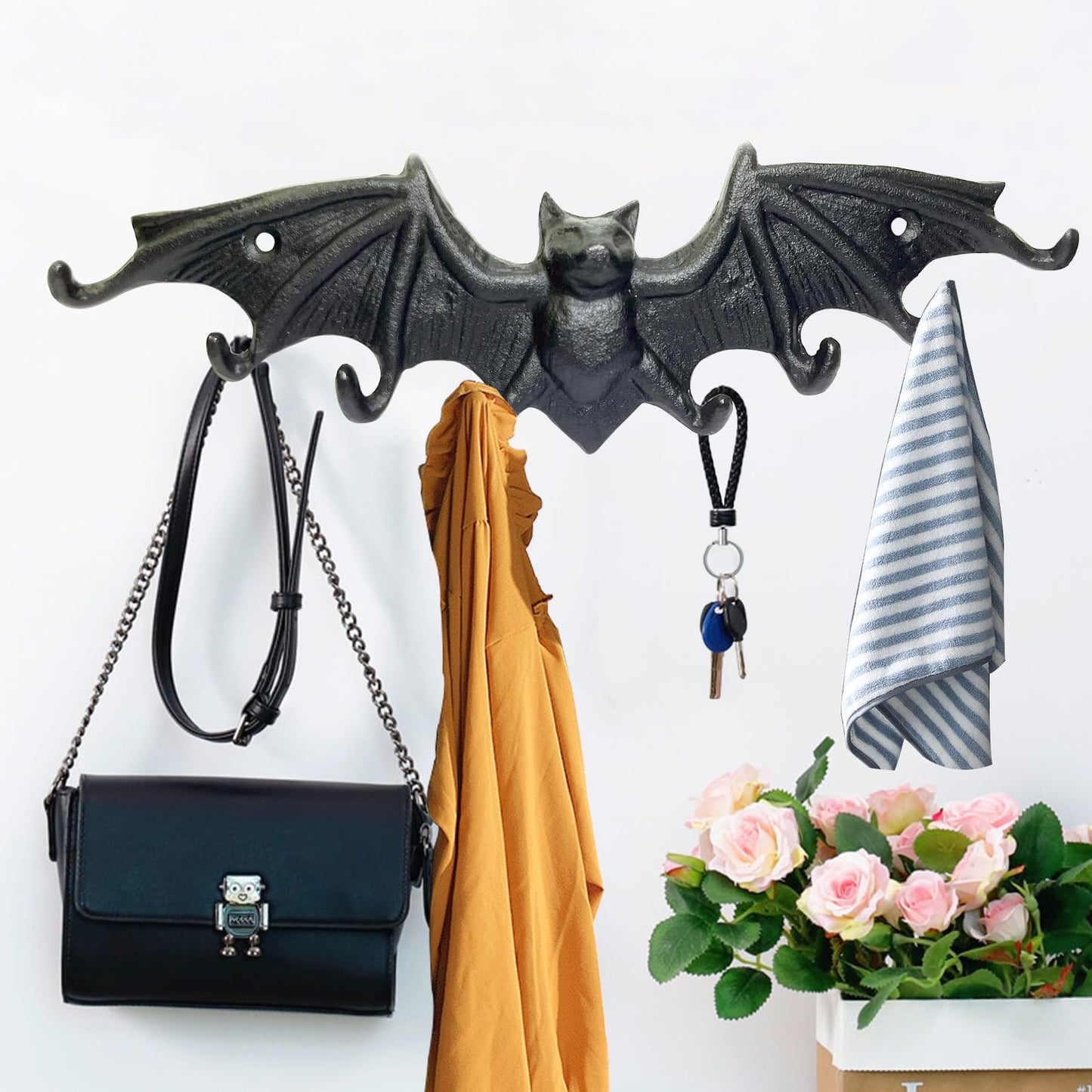 Bat Key Hooks Gothic Bat Key Rack Wall Mount Casting Iron Rustic Decorative Hooks for Keys Bag Purse Towel Umbrella Dog Leash Hooks
