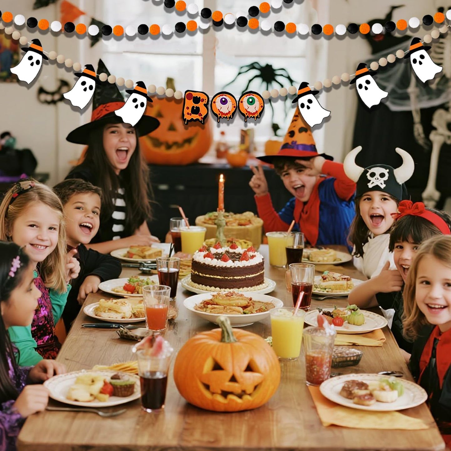Felt Halloween Garland, 7.5Ft Boo Ghost Garland with Wooden Beads for Halloween Decorations, 2Pcs Cute Indoor Banner for Mantle Fireplace Indoor Home Party Decor