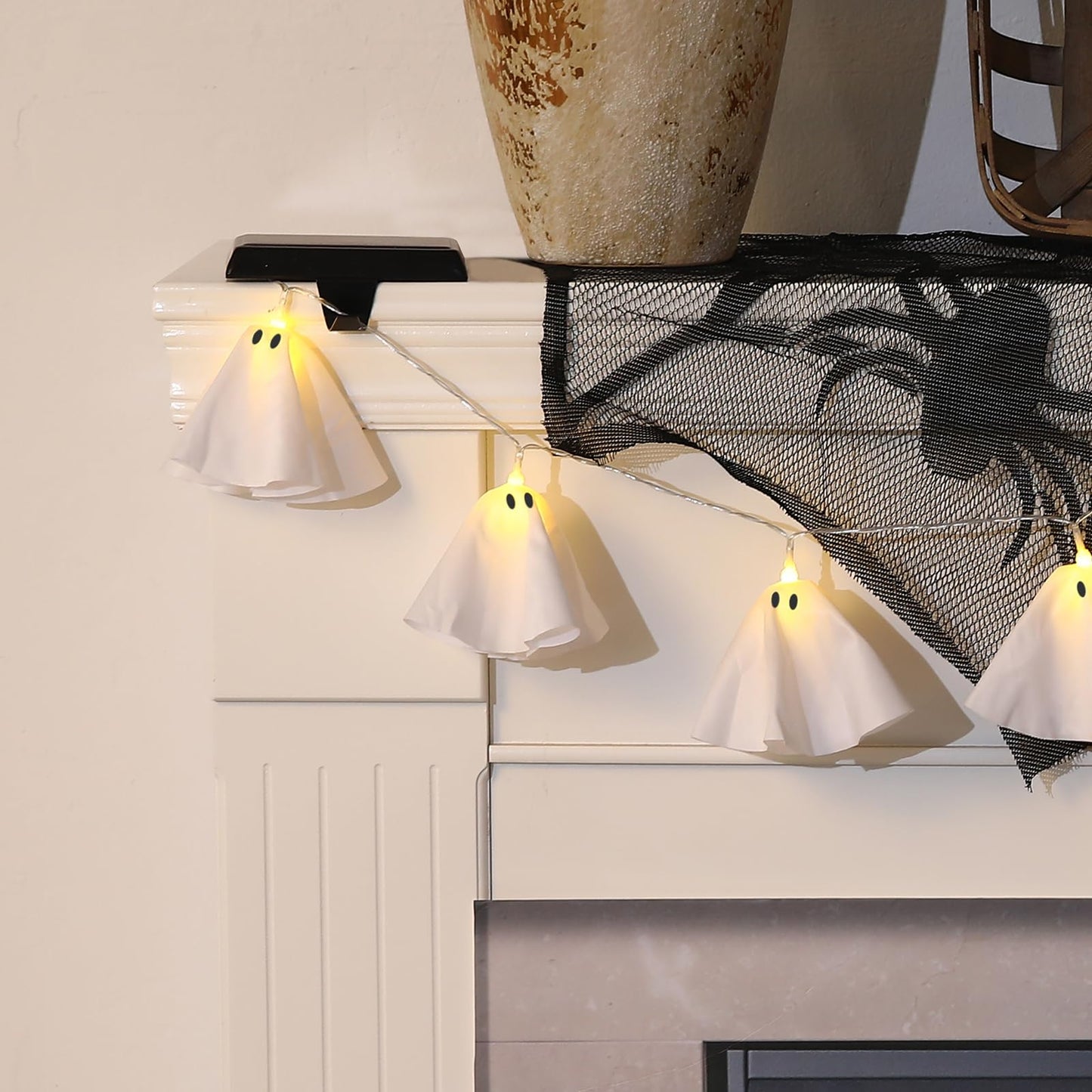 Halloween Decoration-Light Up Ghost Garland-Handmade Ghost Lights Banner for Home Party Fireplace Mantle Windows Decor