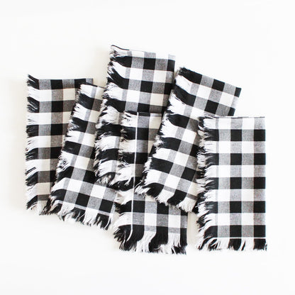 Black Buffalo Checkered Cloth Napkins, Set of 6, 18x18 inch Farmhouse Gingham Napkins with Fringe, Reusable Cotton Napkins for Dinner Parties, Thanksgiving, Halloween & Christmas Decor