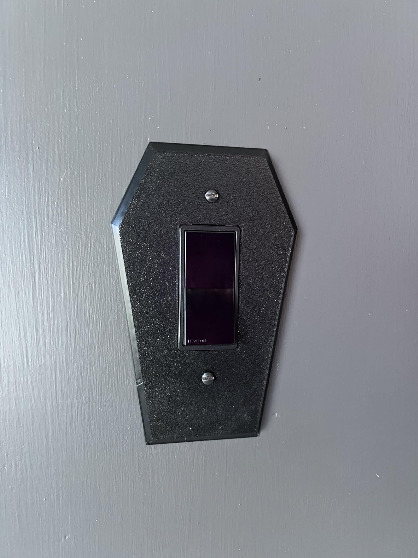 The Grey House Gothic Coffin Shaped Light Switch Cover Halloween Decor (Single Rocker Light Switch Cover), Black