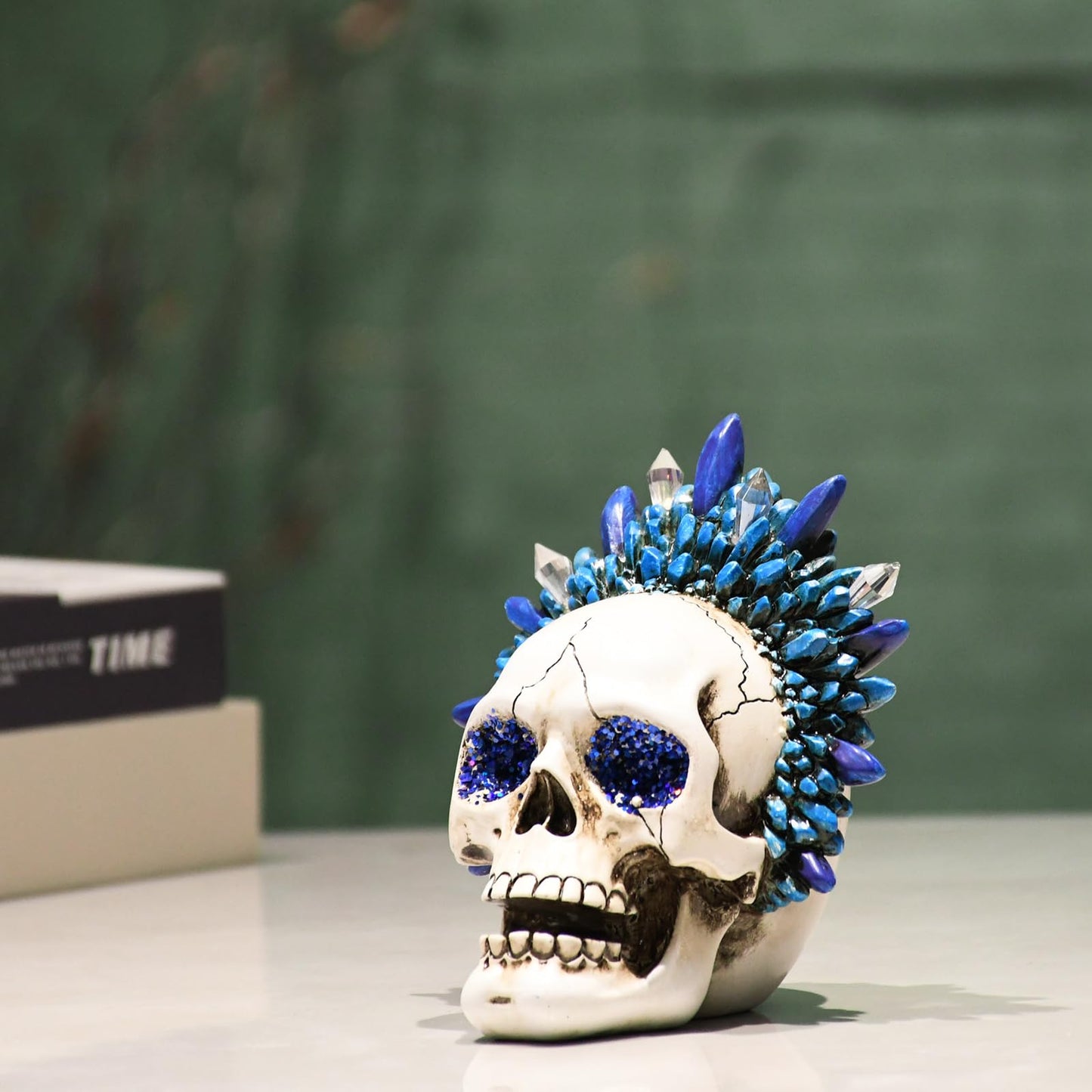 KalyZ@rts Skull Head Sculpture, Halloween & Gothic Decor, Creative Desktop Ornament, Resin Human Head Bone Model for Home Decoration, Bookshelf and Desktop, Model Anatomical Medical Skeleton (Blue)