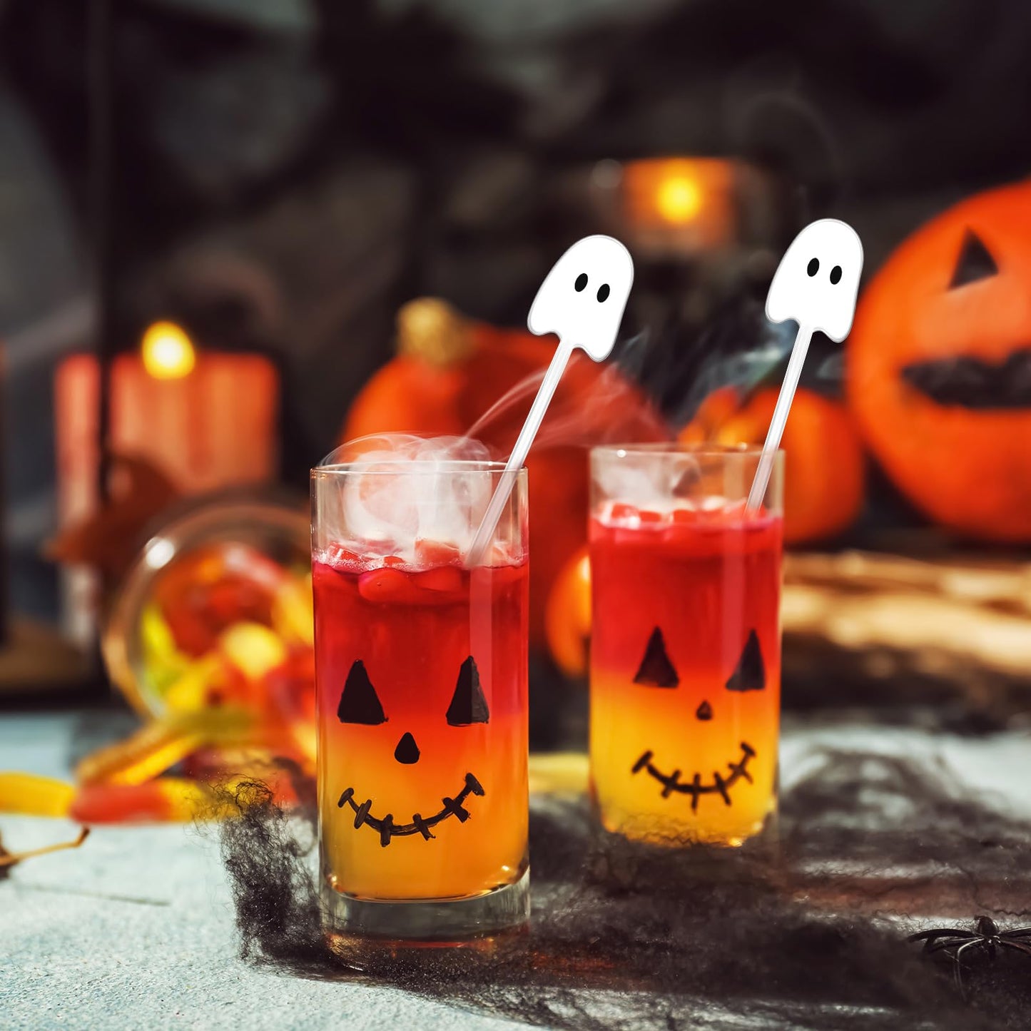 SiliFine 100 Pcs Halloween Swizzle Sticks Plastic Coffee and Cocktail Stirrers Halloween Drink Stirrers Reusable Cocktail Sticks for Thanksgiving Fall Party Tea Coffee Bar decoration(Ghost)