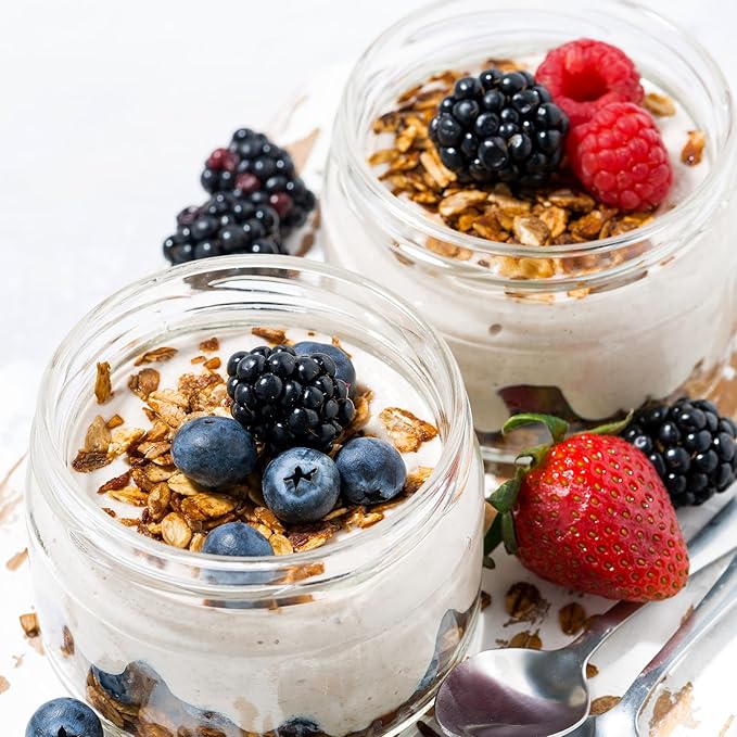 SHOWIN Overnight Oats Containers with Lids, 10oz Glass Jars with Lids 4 pcs, Light Green, Wide Mouth Mason jars for Salad, Yogurt, Snacks, Meal Prep