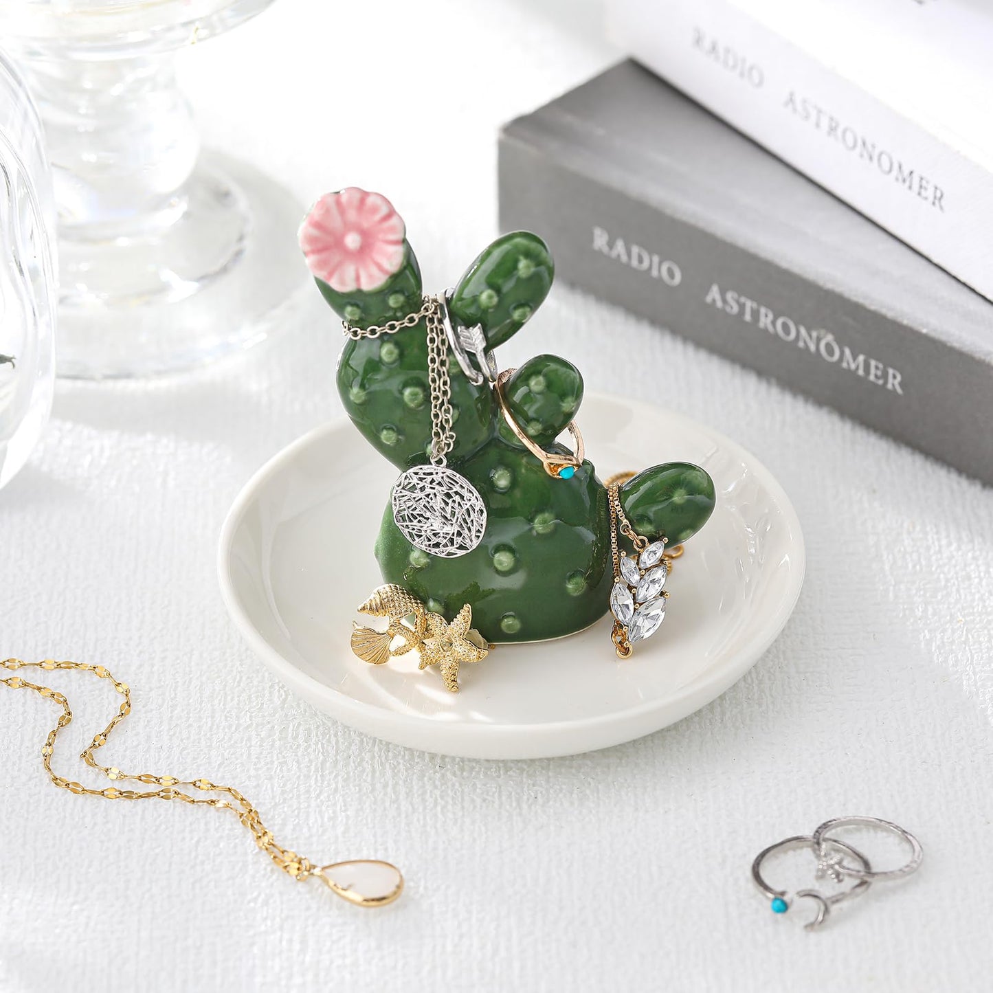 Teenyyou Cactus Ring Holder Ceramic Dish for Women Jewelry Tray Ring Dish Cute Tropical Decor Trinket Rack Western Jewelry Holder for Rings Earrings Necklace Organizer Birthday Mothers Gift