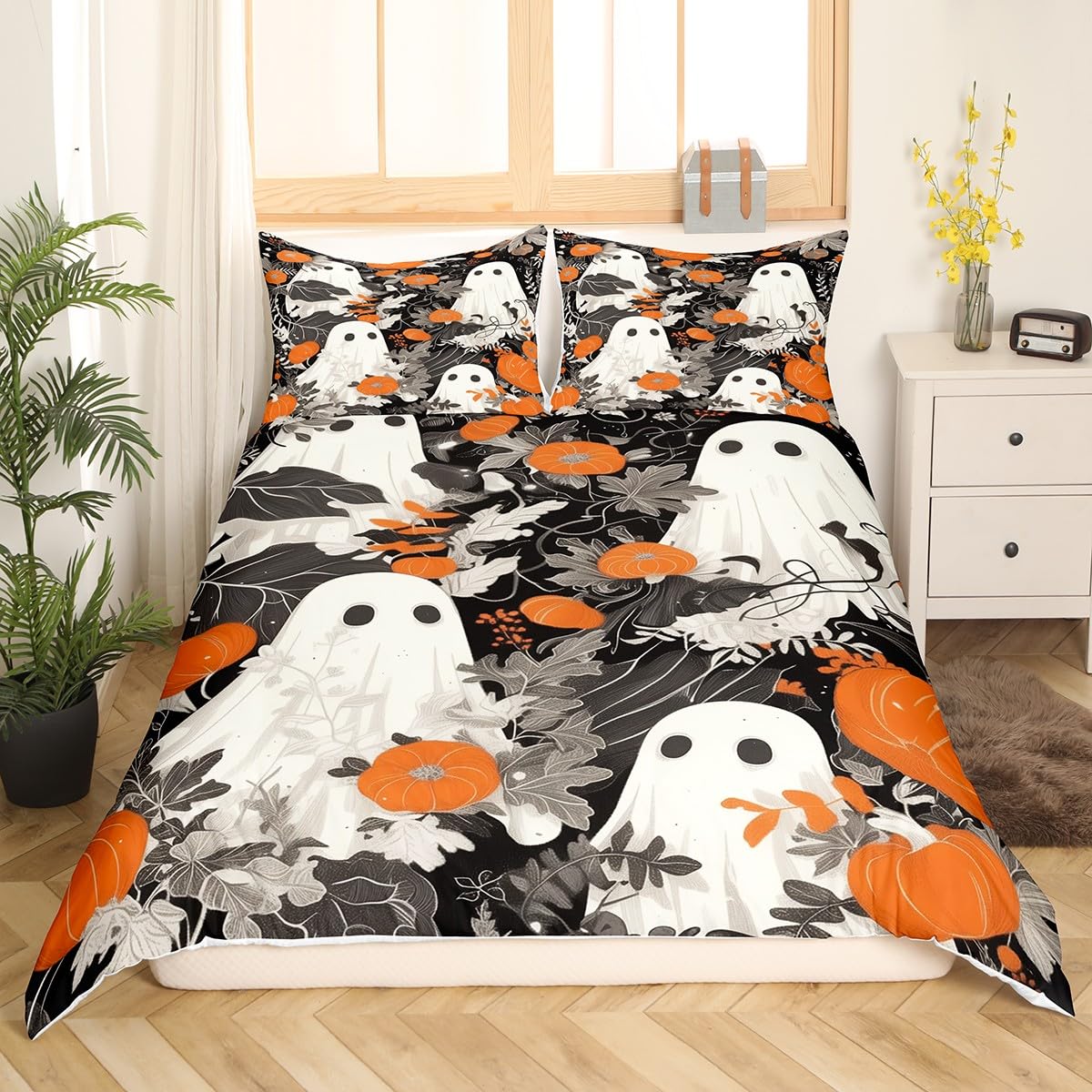 Cute Ghost Duvet Cover Queen,Happy Halloween Theme Bedding Set,Pumpkin Lantern Botanical Flower Comforter Cover,Kids Girls Boys Teens Room Decor,Autumn Retro Black White Quilt Cover,2 Pillowcases