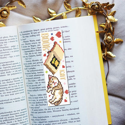FREEBLOSS 6 Set Cross Stitch Bookmark Kits Cat and Books Bookmarks DIY Stamped Embroidery Bookmark Kit for Beginner Cross Stitch Kit DIY Embroidery Bookmarks Crossstitch Projects for Book Lovers