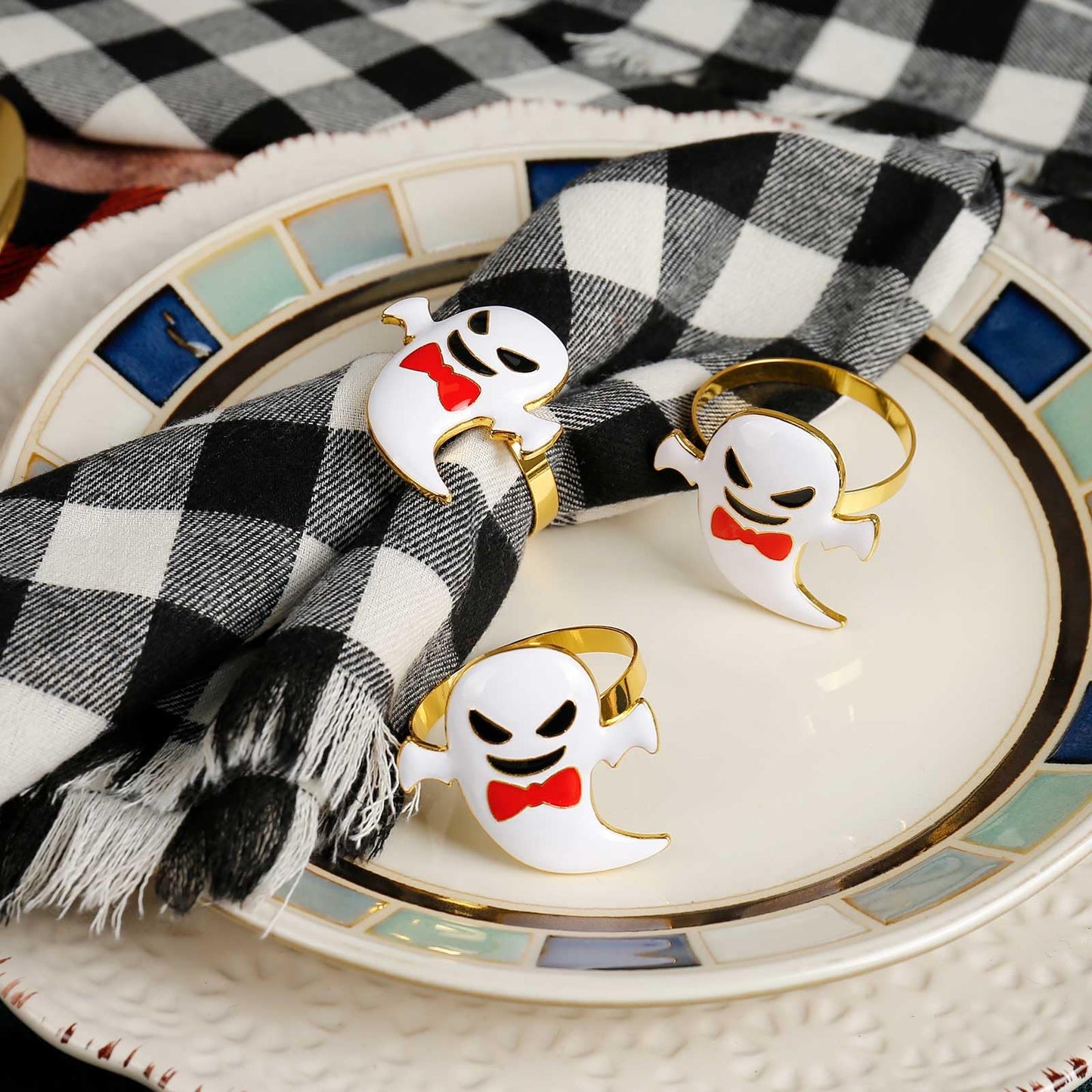 wonlex Buffalo Check Cloth Napkins Set of 6, 18 x 18 Inches Plaid Dinner Napkins, Reusable Washable Napkins for Halloween, Wedding, Parties, Festival, Cocktail (Black-White)
