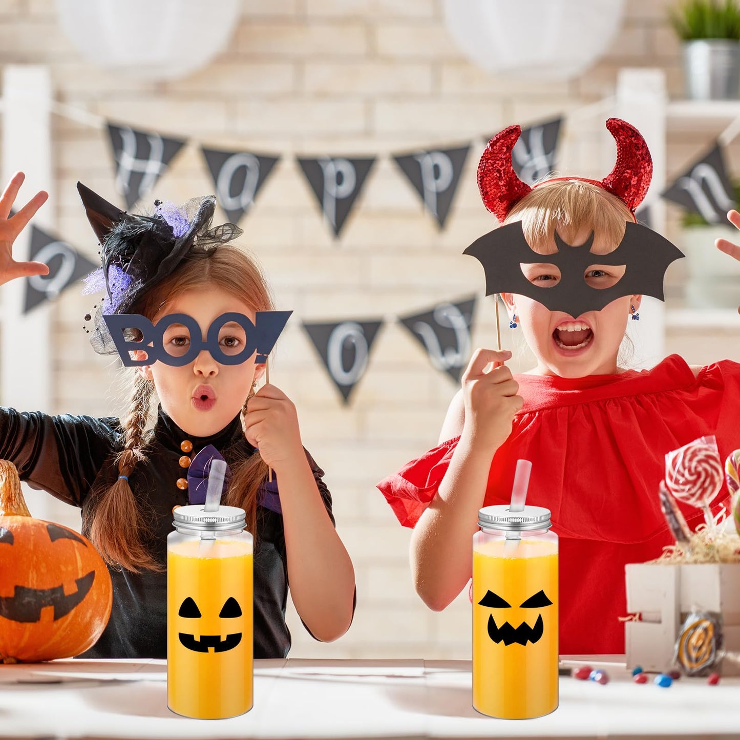 Potchen 24 Pcs Halloween Plastic Cups with Lids and Straws Reusable 13.5 oz Pumpkin Face Jack O Lantern Cups Beverage Drinking Plastic Tumbler Bulk for Halloween Trick or Treat Party Favor Supplies