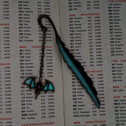 Gzrlyf Bat Bookmark Luminous Bookmarks Bat Gifts for Book Lover Bookworm Gifts Bat Lover Gifts (Luminous Bookmark 2)