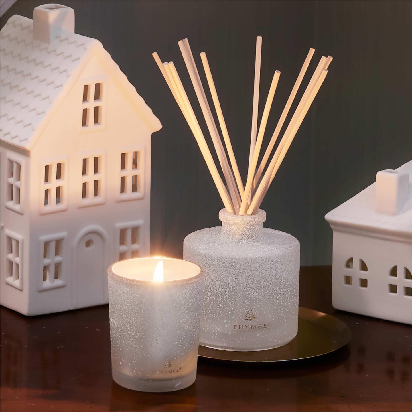 Thymes Frasier Fir Reed Diffuser Set – Includes Reeds, Fragrance Oil, and Frosted Glass Bottle – Fragrance Oil Diffuser – Room Fresheners – Luxury Home Decor – Green & Clear (Pine Needle, 4 fl oz)