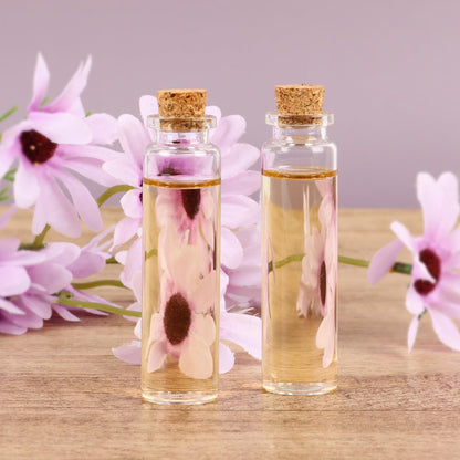 20 ml Small Glass Bottles with Cork, 24 Pack Mini Bottles with Twine & EXTRA Cork Stoppers, Small Vials with Lids, Tiny Spell Jar, Mini Potion Bottle, Message in a Bottle for Theme Party, Sand