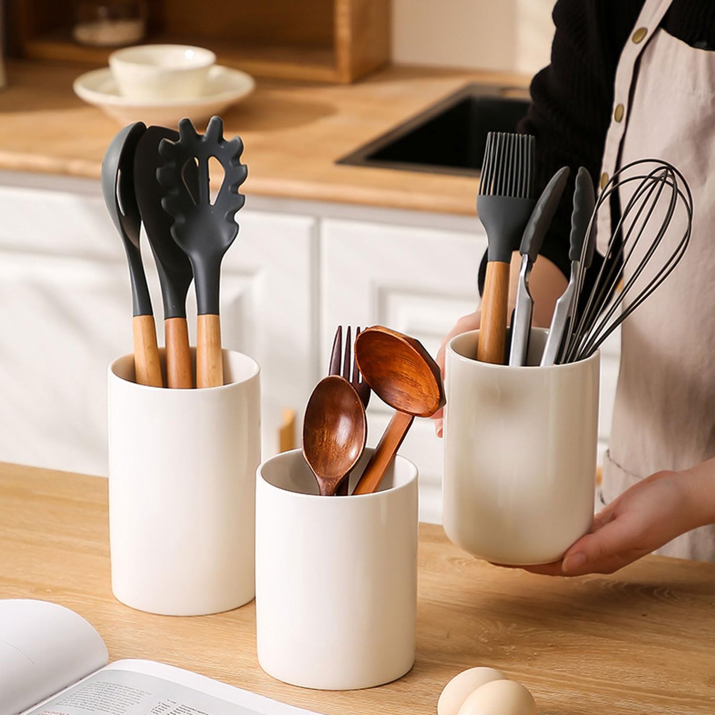 hengshukeji Kitchen Utensil Holder, 6.3"+5.3" Ceramic Kitchen Utensil Holder for Countertop, Large Cooking Utensil Crock for Kitchen Counter, Set of 2, for Spoons, Spatulas, Utensils (White Set)