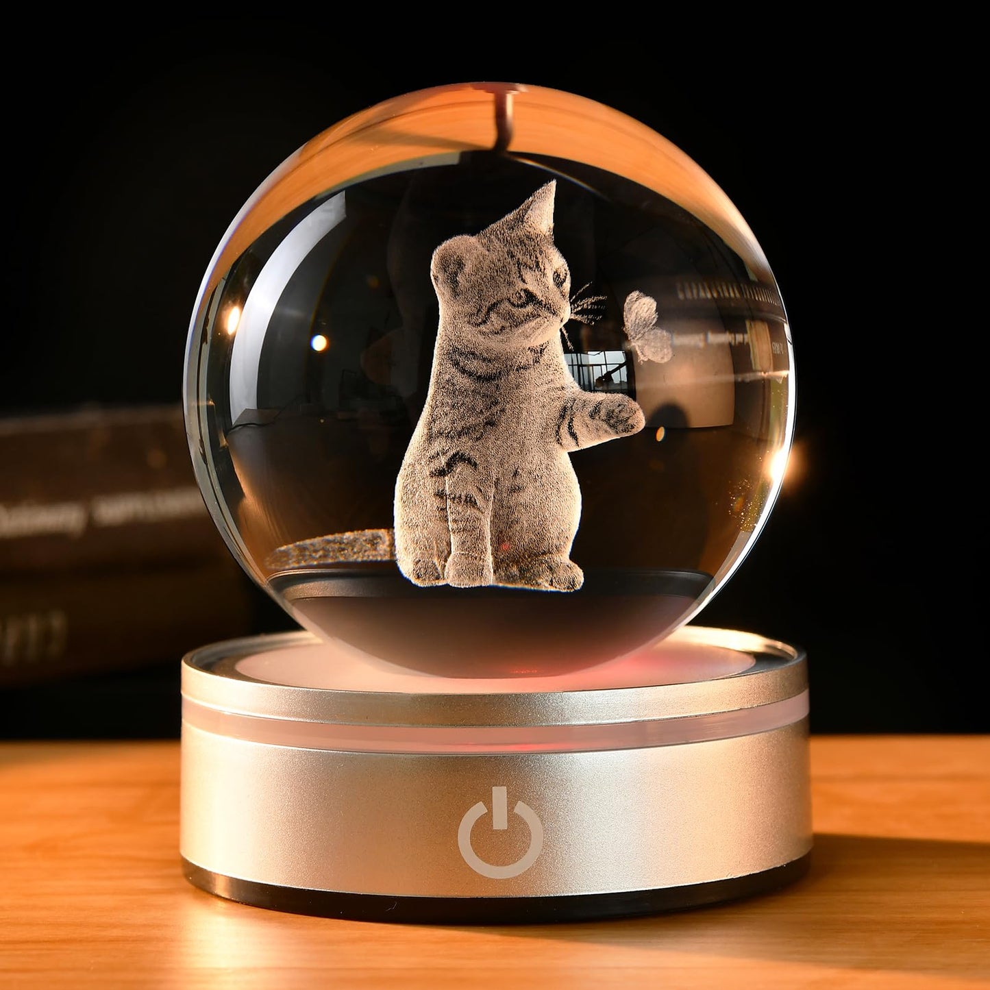IFOLAINA Cat Lovers Gifts for Women Christmas 3D Crystal Ball Decor Lamp Cat Themed Gifts for Her Wife Mom Birthday Kitten Snow Globe