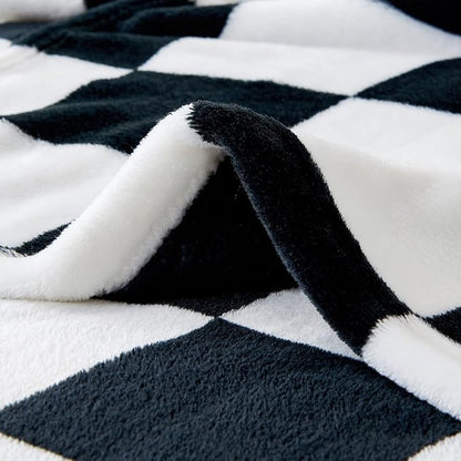 BEDELITE Checkered Twin Blanket for Couch Bed, Soft & Cozy Fleece Flannel Blanket with Checkerboard Grid Home Decor, Checkered Black, 60x80 Inches