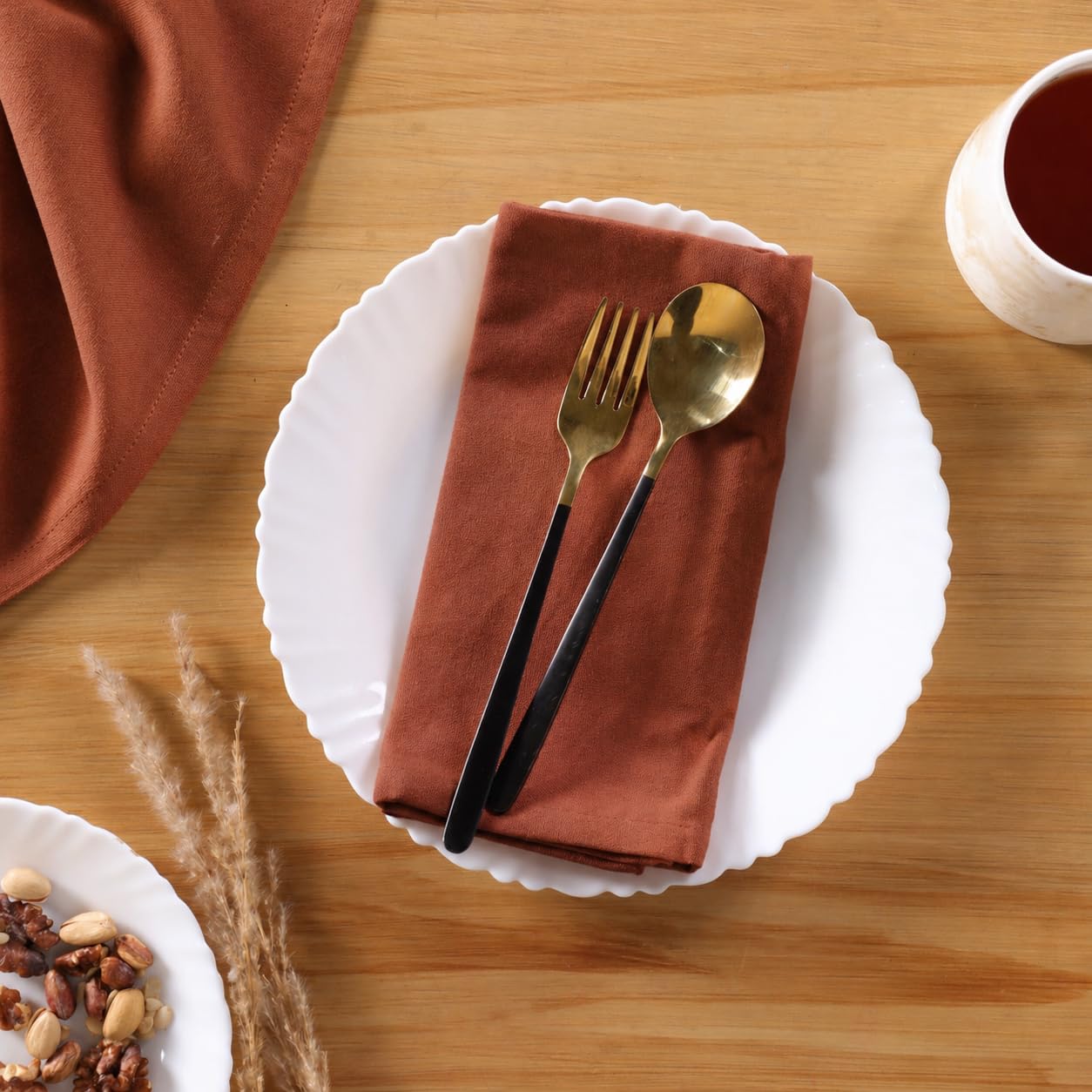 LANEPORTIA Cloth Napkins Set of 12 Solid Dinner Napkins 18x18 Inch, 100% Cotton, Soft Absorbent Reusable Washable Durable Napkin, Decorations, Restaurant, Wedding & Table Décor, Everyday Use - Rust