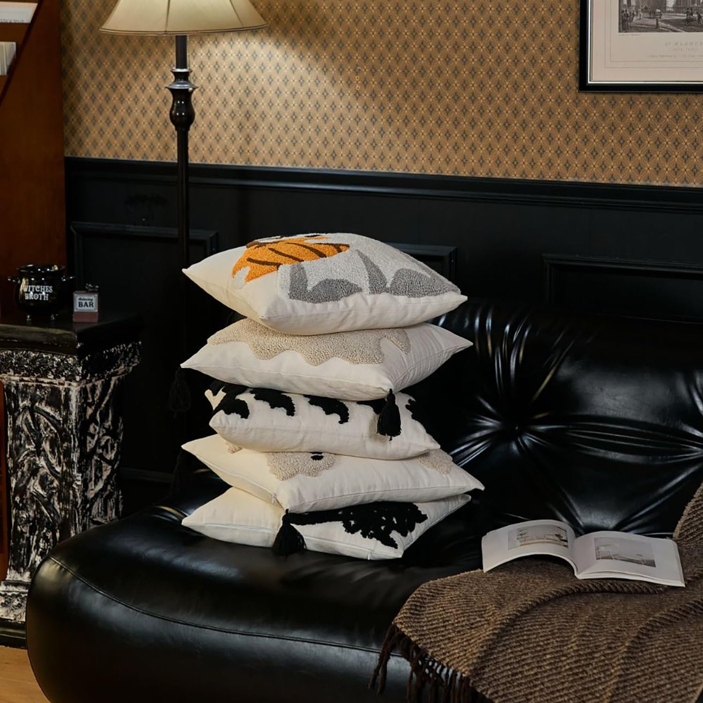 OFDNE Halloween Pillow Covers 18x18 inch Cute White Ghost Fall Throw Pillow Cases Soft Plush Faux Fur Wool Couch Cushion Case for Chair Sofa Bedroom Living Room Home Decor Autumn