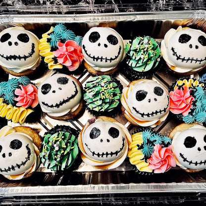 2 Pack Halloween Silicone Molds 6 Cavity Halloween Themed Molds Baking Mould Tray DIY Baking Tool for Aromatherapy Candles Chocolate Pudding Dessert Jelly Soap Cupcake Topper for Halloween Party Treat