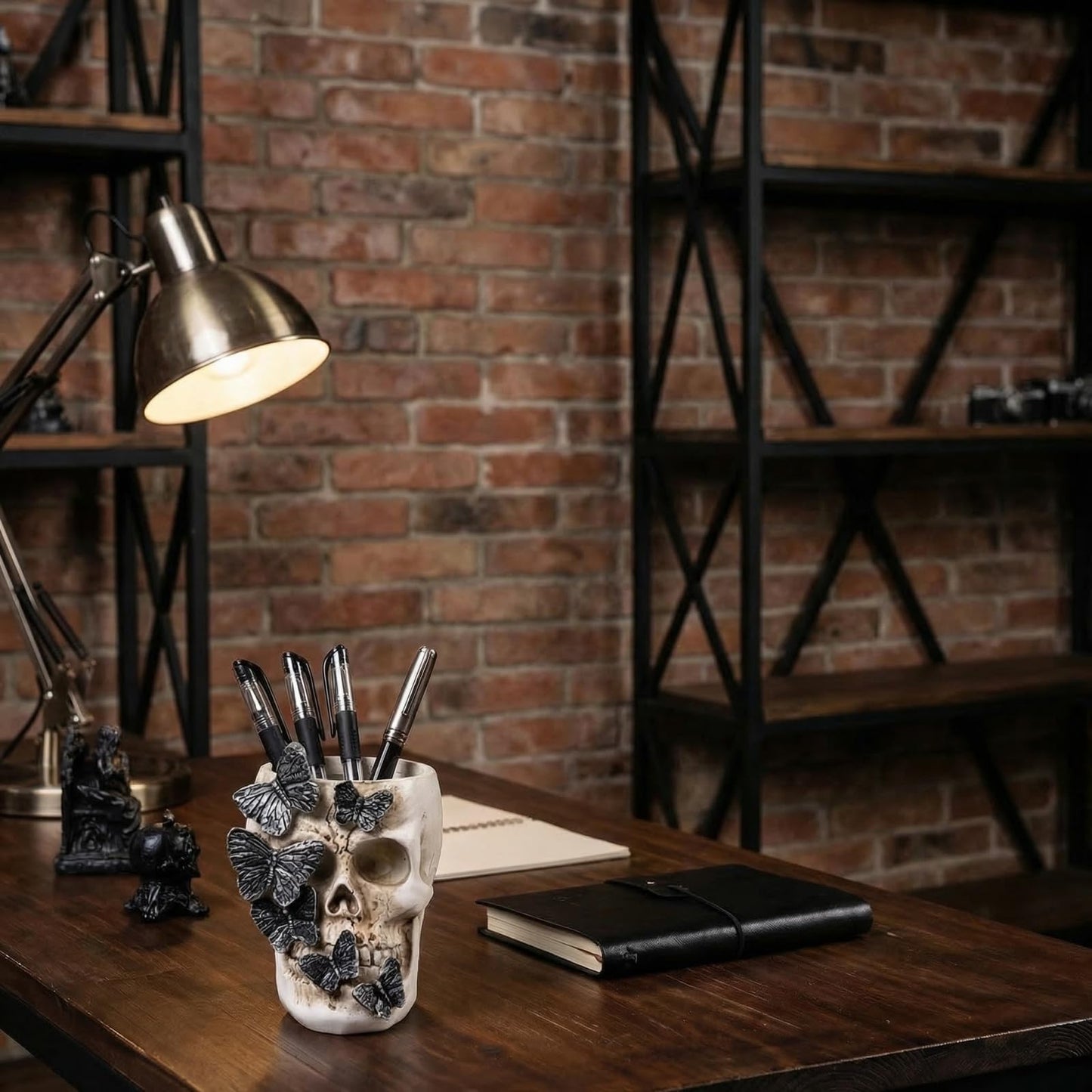 Qulfimea Gothic Skull Pen Holder, Skull Makeup Brush Holder, Dressing Table, Desk, Stationery, Decorative Flower Pot, Halloween Home Office Desk Indoor And Outdoor Decoration