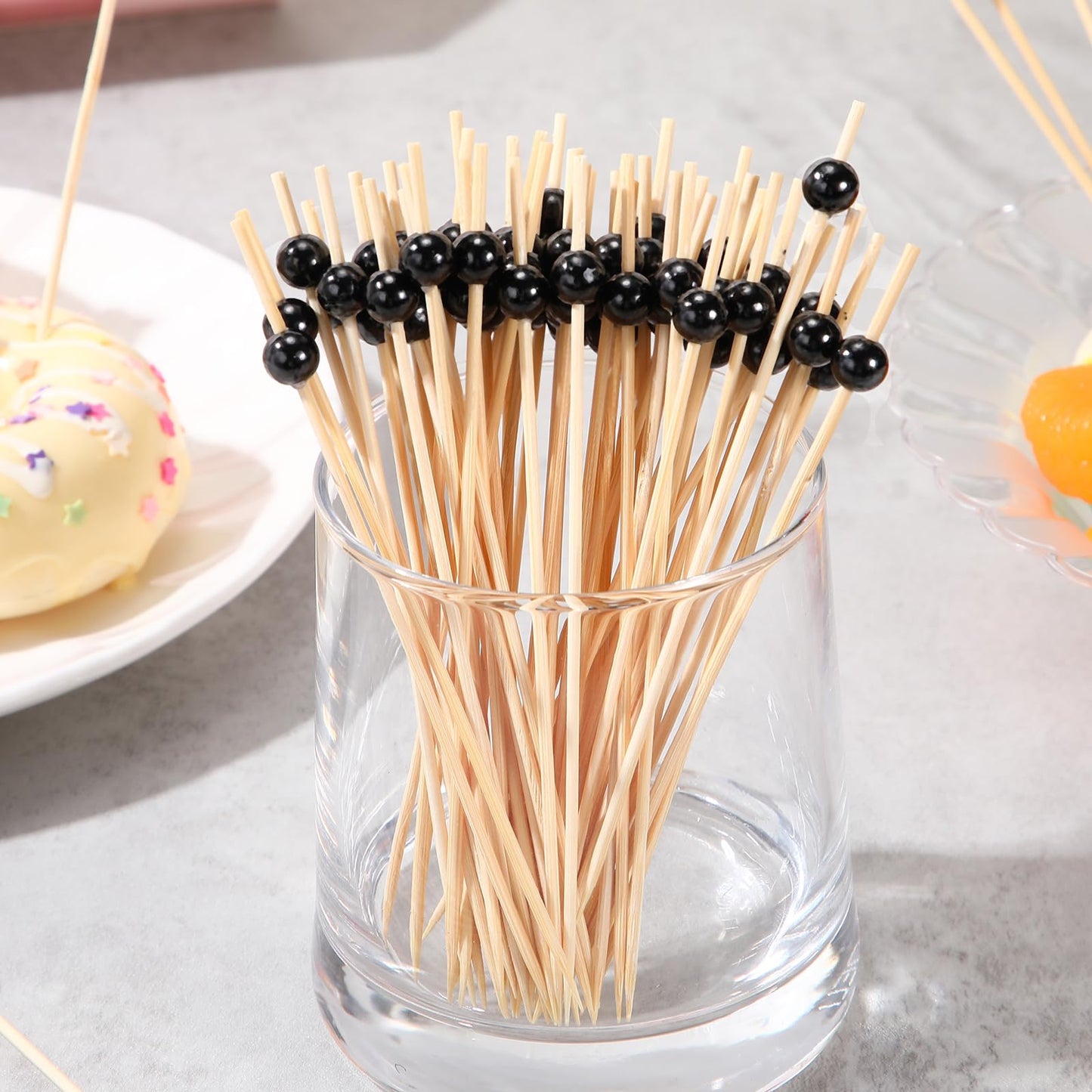 Reallnaive 600 Pcs Cocktail Pick Pearl Fancy Toothpick for Appetizer 4.7 Inch Long Skewer for Drink Fruit Food Bamboo Stick Wedding Bridal Shower Decoration Charcuterie Accessories (Black)