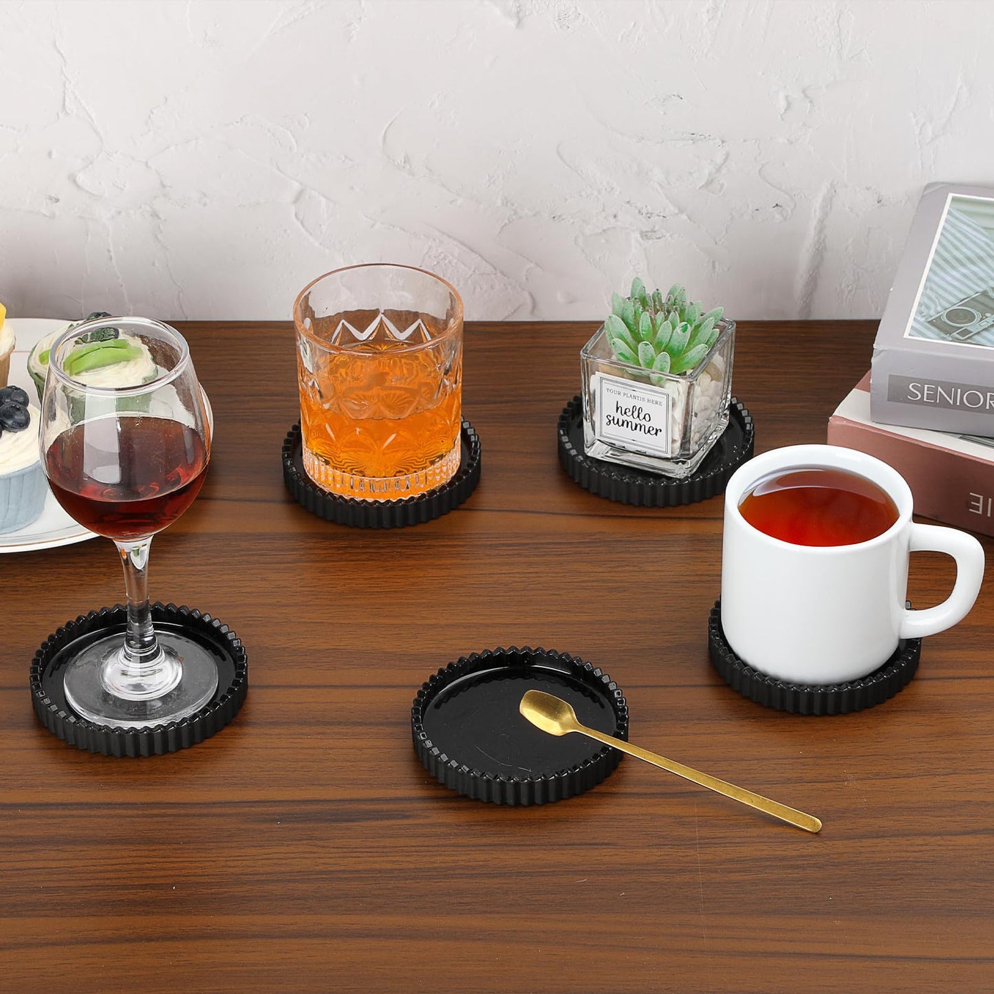 OGANAZI Glass Black Coaster Set of 5- Coasters for Glass Table Black Coasters Modern Round Cup Mats Coffee Table Decor for Kitchen, Bar, Dining Room, Living Room, Office