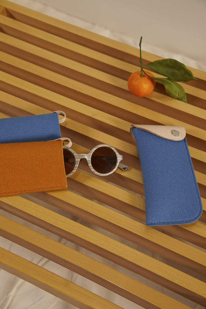 Graf Lantz Eyeglass Sleeve - 100% Merino Wool and Leather - Protective, Scratch Free Material (Charcoal)