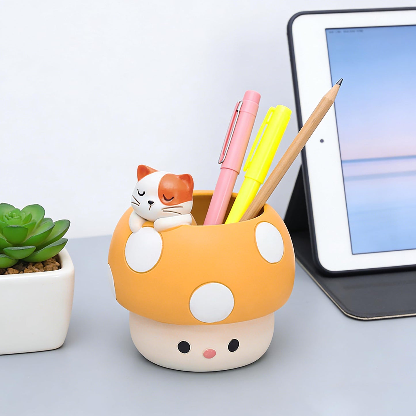 EOBTAIN Mushroom Planter Pots,Cute Animal Cat Yellow Resin Small Succulent Pots for Indoor Plants,Mini Cactus Plant Pots Home Living Room Office Table Desk Decor,Gifts for Plant Lovers,4 Inch