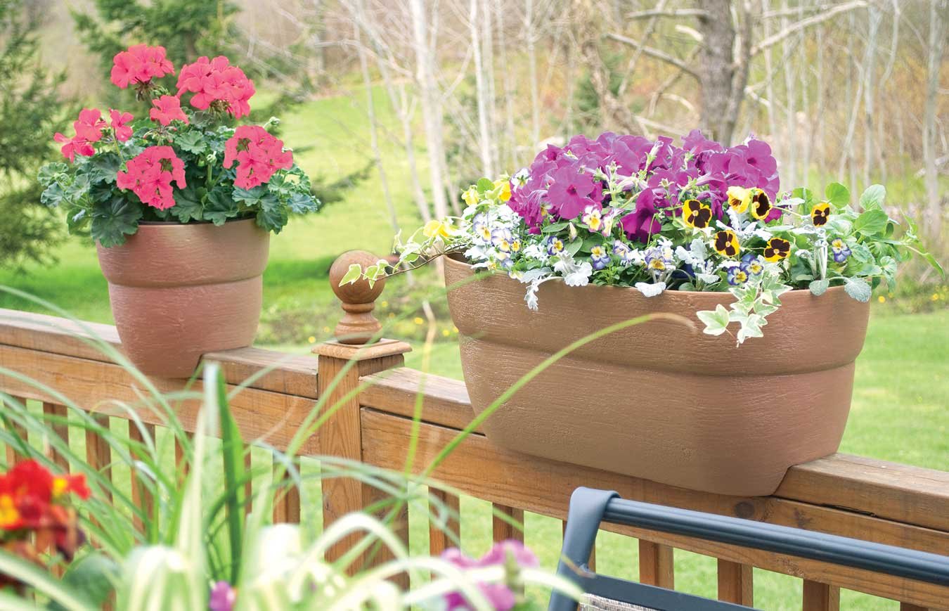 Emsco Group 2434-1 Bloomers Self-Watering 24" Weatherproof Resin 6" Railings – White Rain Planter Grow Box