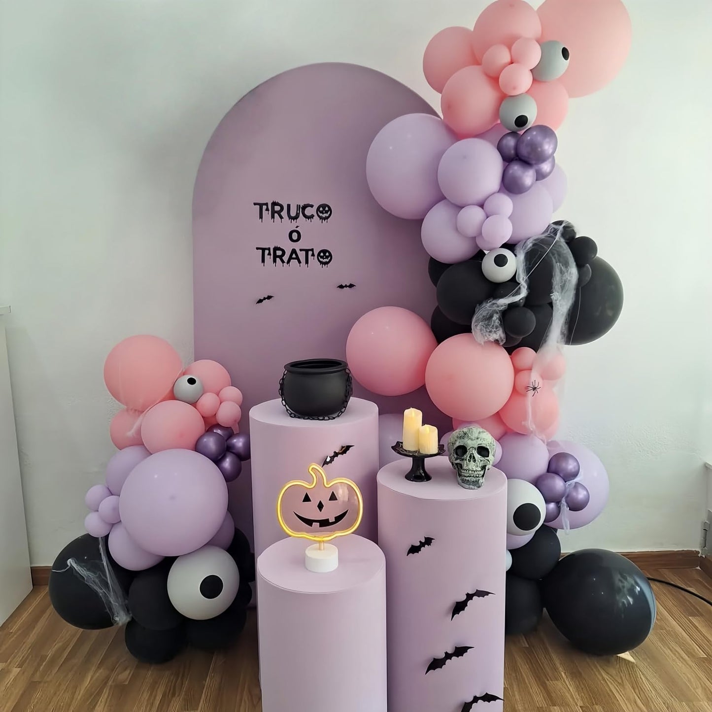 Halloween Balloon Garland Arch Kit, Light Pink Pastel Purple Black Spooky White Eyeball Latex Balloons with Scary 3D Bats Foil Balloon for Kid Halloween Party Decor Indoor Outdoor Backdrop Decorations