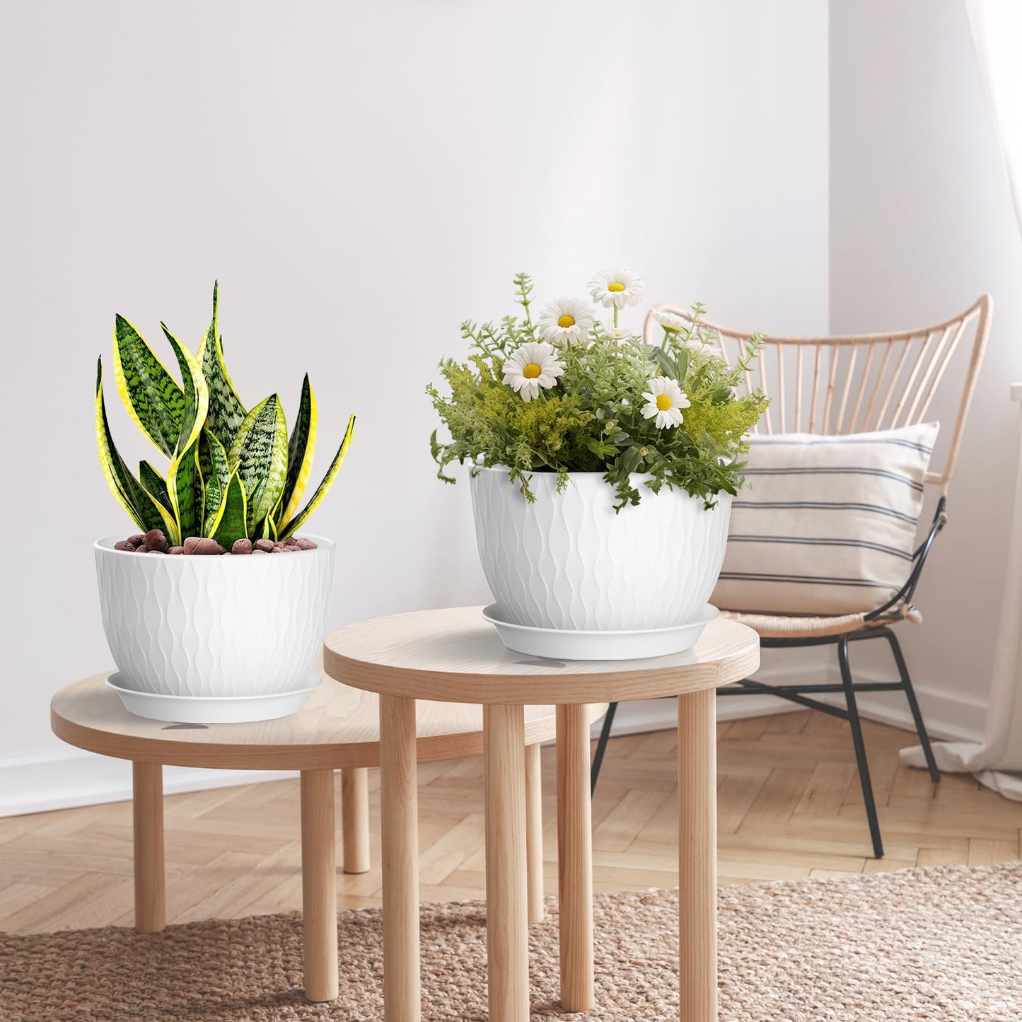 QRRICA Plant Pots 12/10/9 Inch Pots, Set of 3 Plastic Planters with Drainage Holes and Saucers,Plastic Flower Pots,Nursery Planting Pot for Indoor Out Door Plants（White）