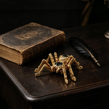 Guichifun Spider Wall Decor Collectible Figurines - Resin Gothic Hanging Sculpture Black Gem for Halloween Decoration Spooky Wall Art Living Room Bedroom Bar Gothic Accent Gifts 6 X 6 X 1.8 Inch