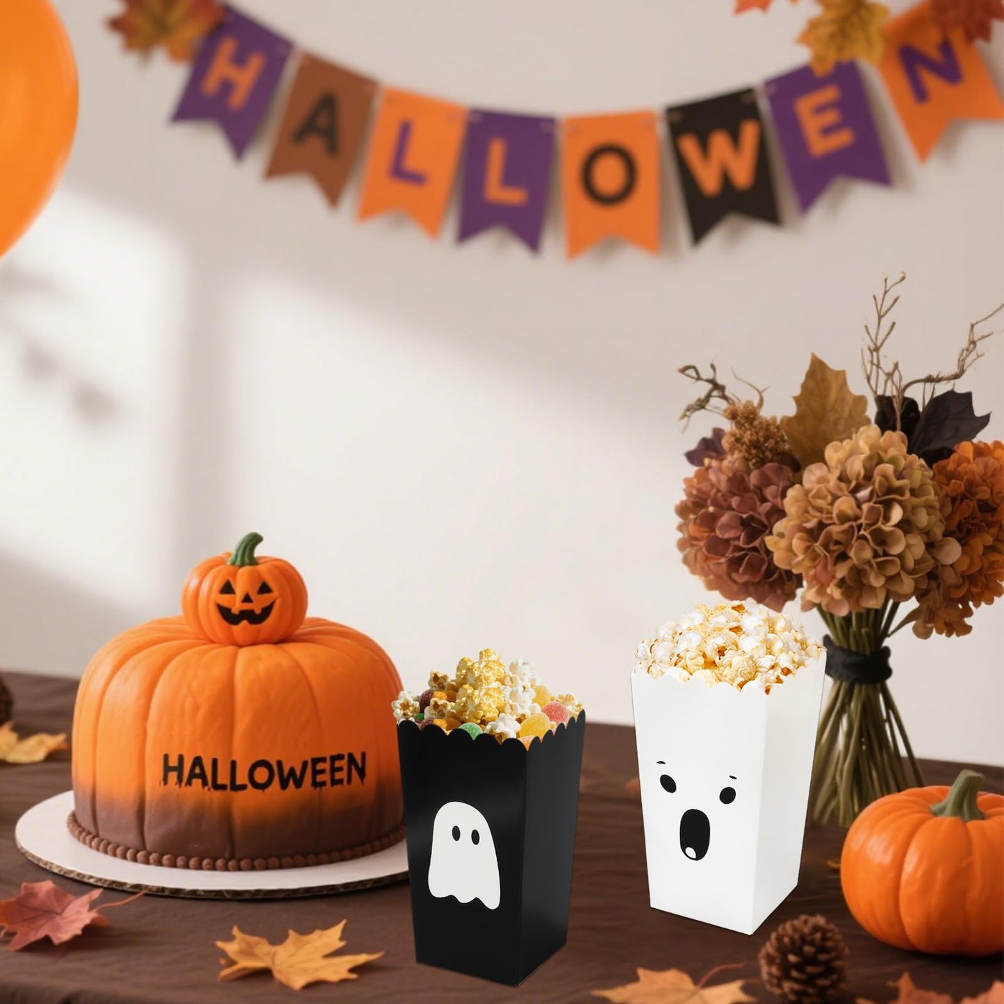 Whaline 24 Pcs Halloween Mini Popcorn Paper Boxes Cardboard Black&White Cute Ghost Popcorn Containers for Halloween Party Home Office Class Movie Night Decor