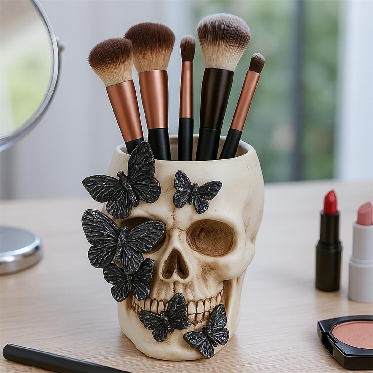 Perekond Gothic Butterfly Skull Pen Holder, Makeup Brush Holder, Candle Holder Multifunctional Resin Halloween Decoration